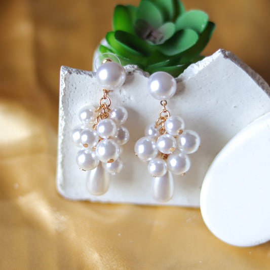 Clustered Elegance Pearl Earrings